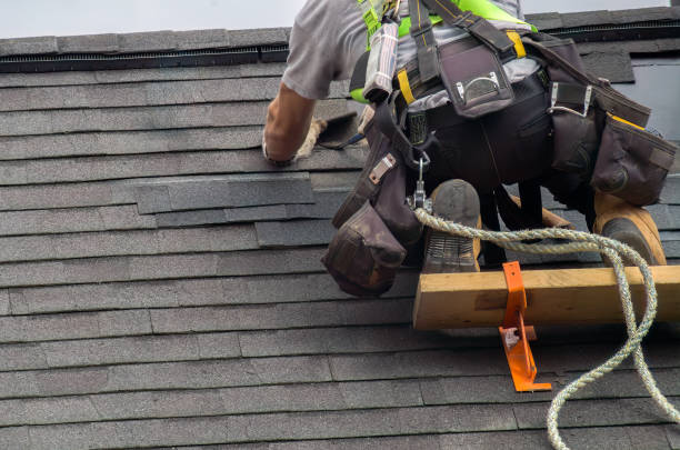 Quick and Trustworthy Emergency Roof Repair Services in Charles City, IA